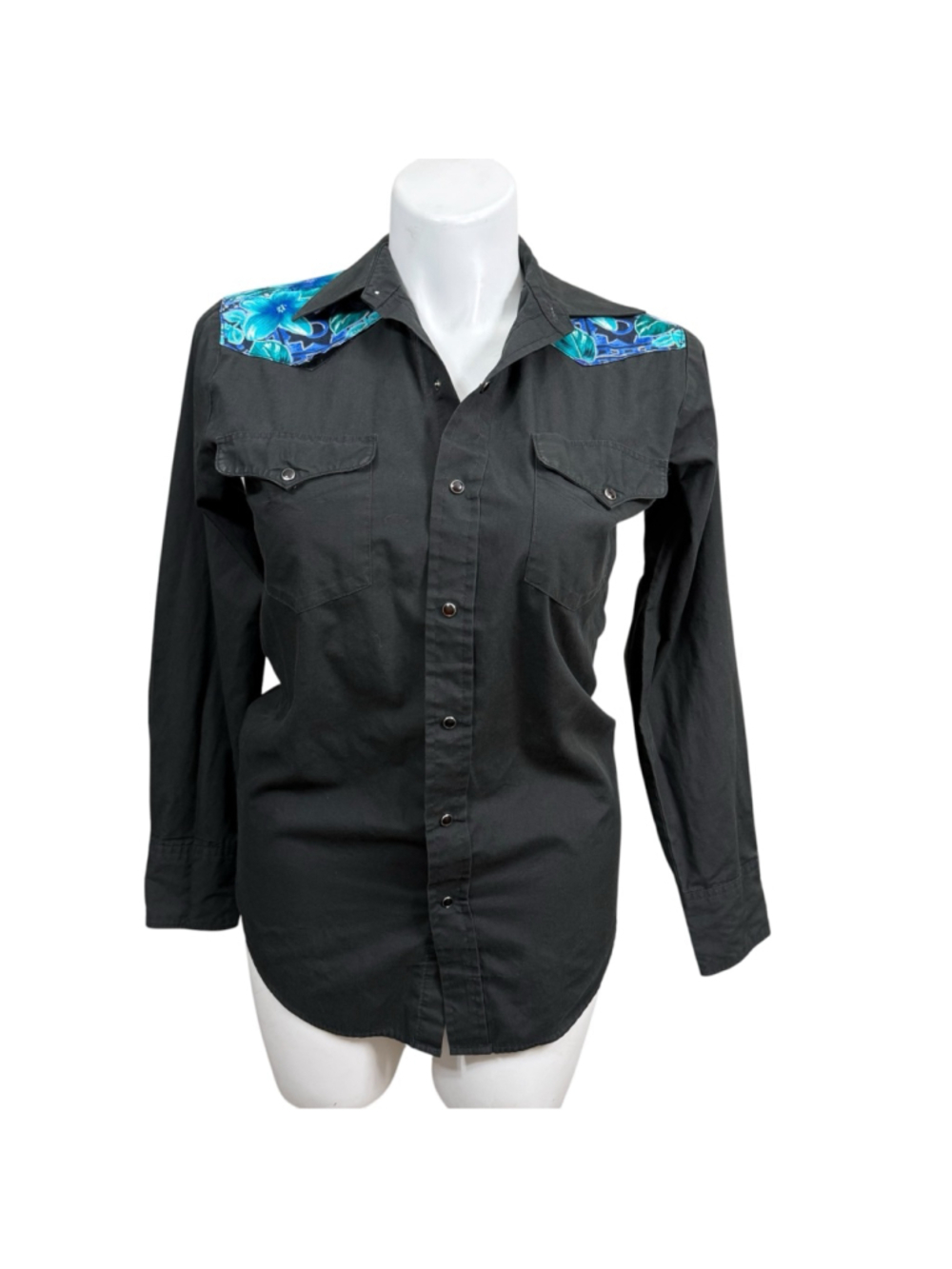 Vintage Mesquite Western Wear Black Pearl Snap Shirt Women’s Medium Blue Floral